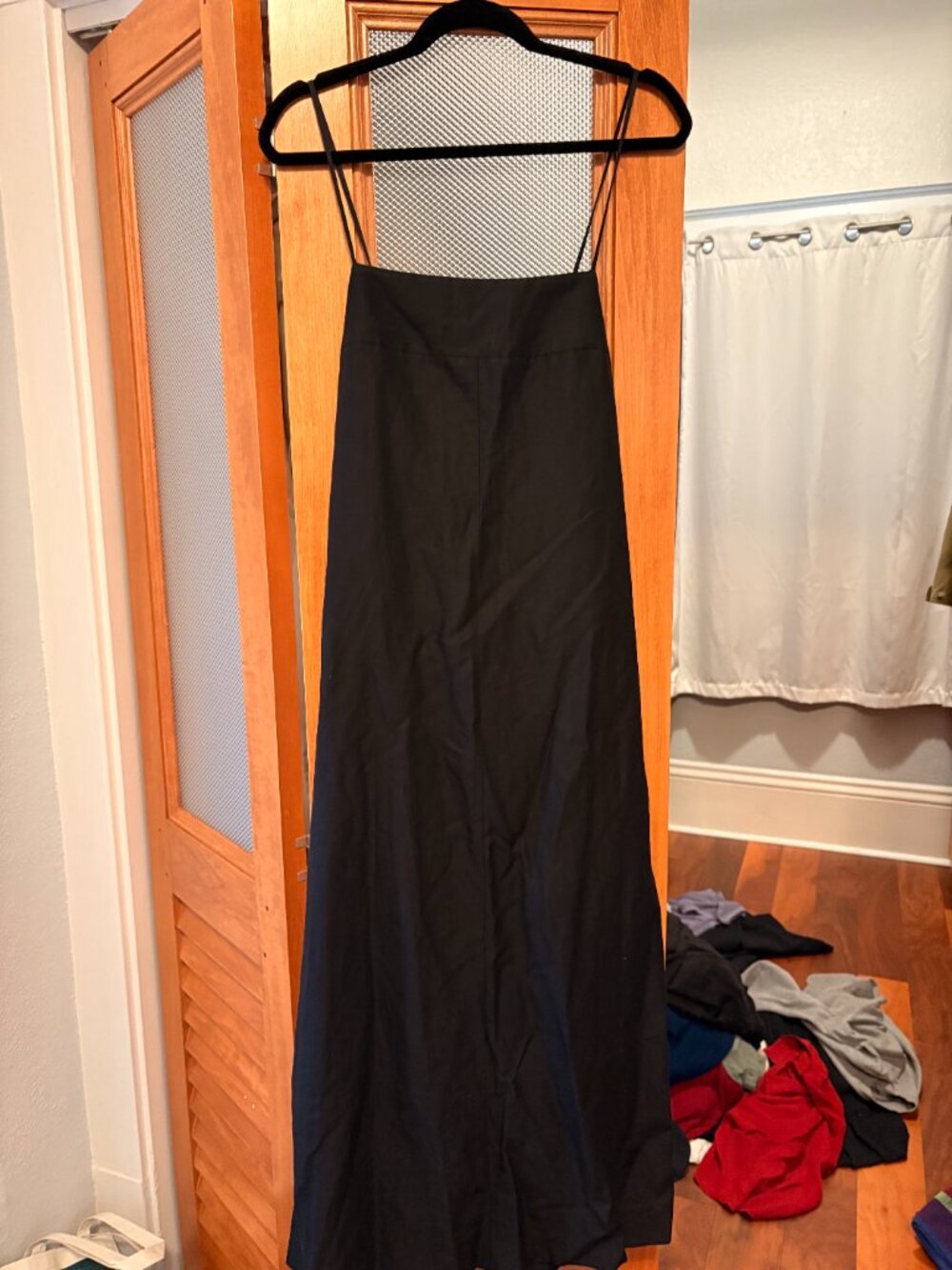 Banana Republic: Silk-Linen Maxi Dress - Picture 3 of 5